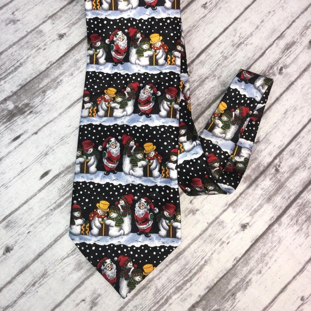 5/$25 Davvero Benino Men's Christmas Tie